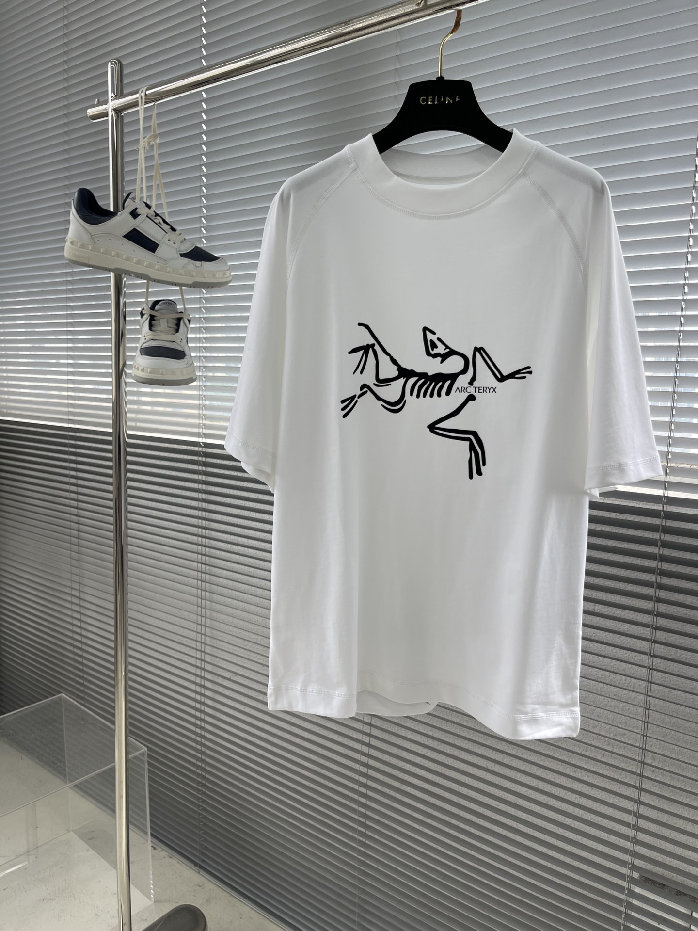아크테릭스 ARC'TERYX 반팔 티셔츠