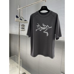 아크테릭스 ARC'TERYX 반팔 티셔츠