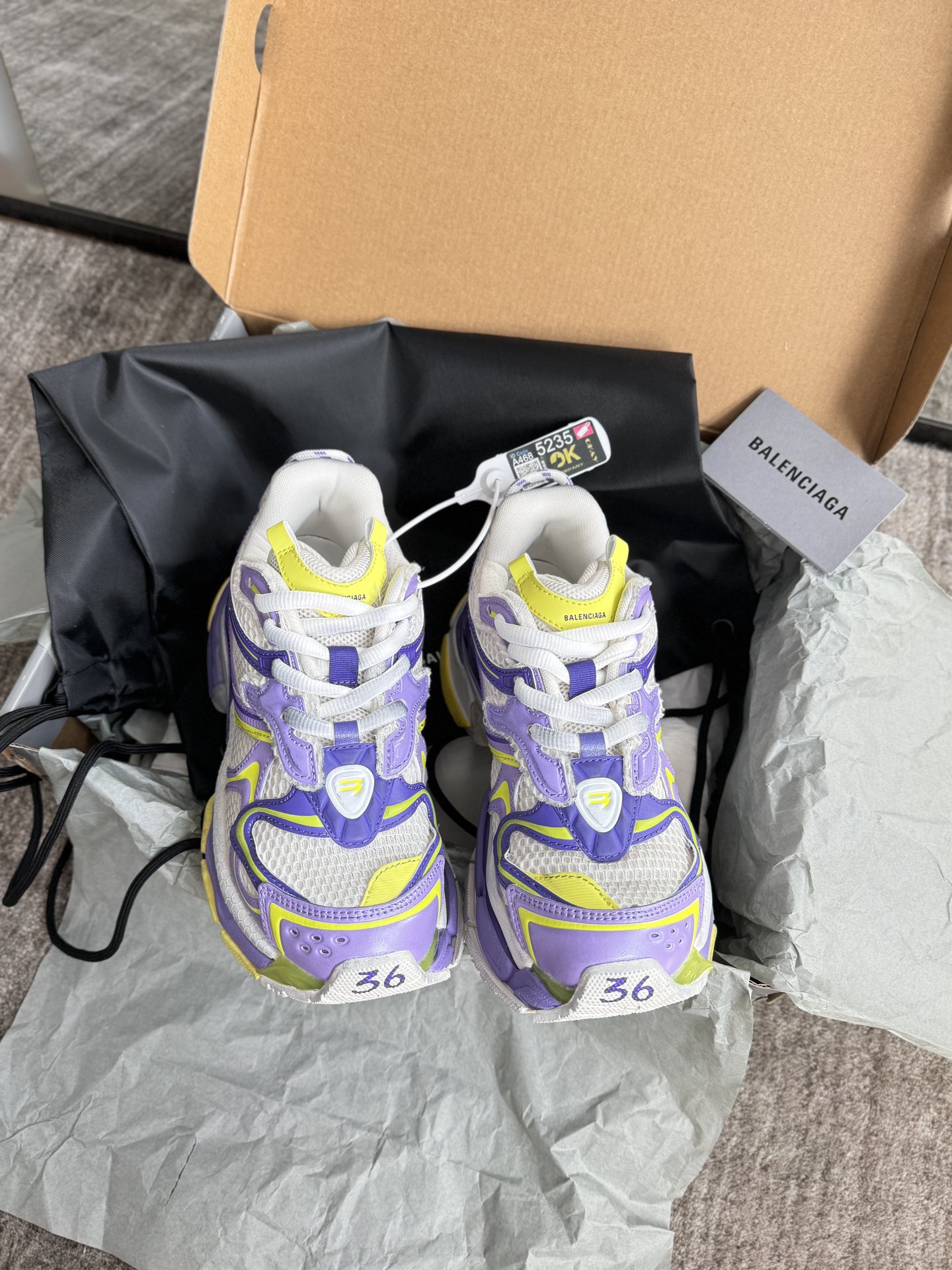 발렌시아가 Balenciaga 스니커즈