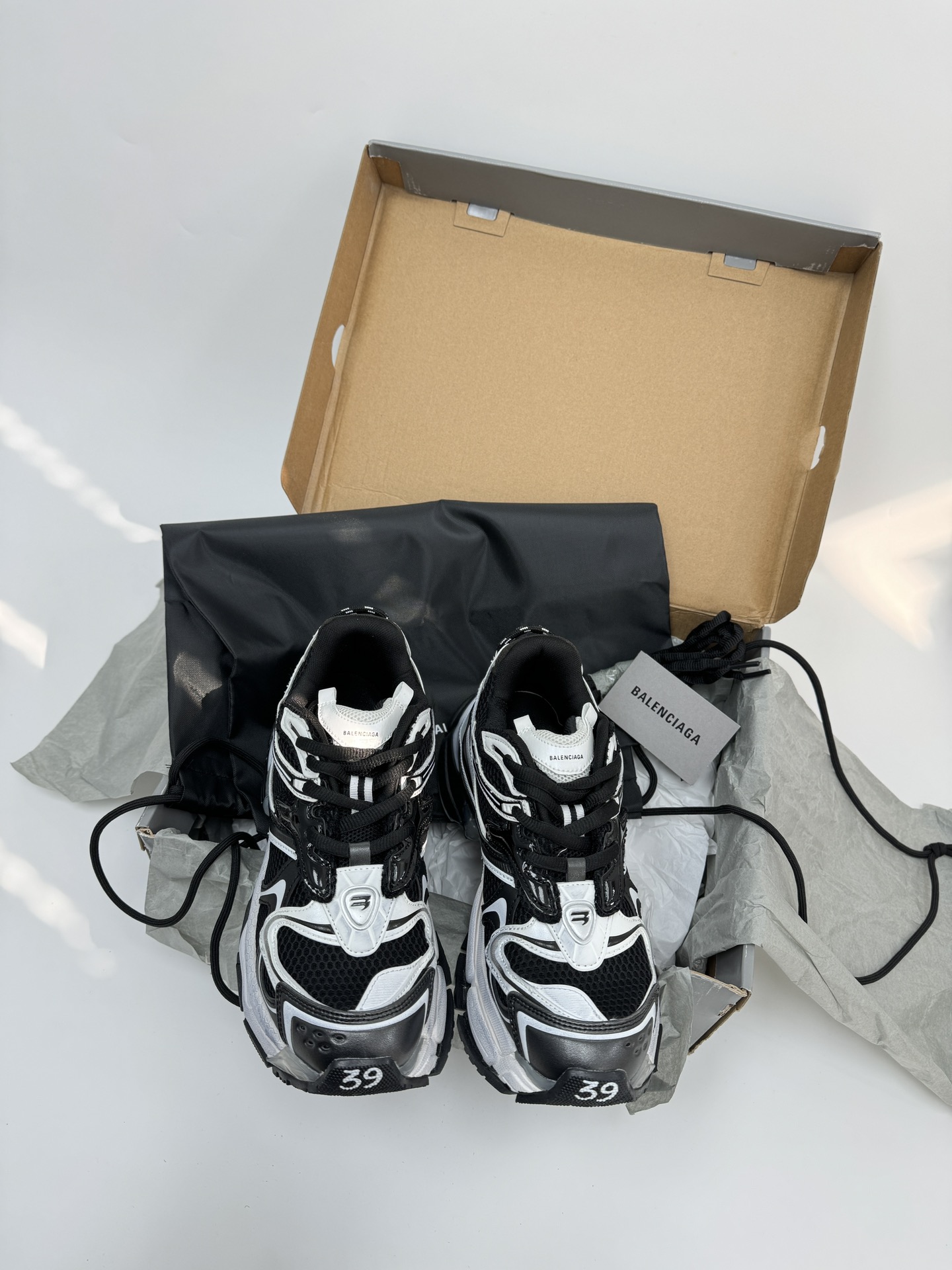 발렌시아가 Balenciaga 스니커즈