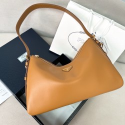프라다 Prada 1BC228 Aimee 탑 핸들백 39CM