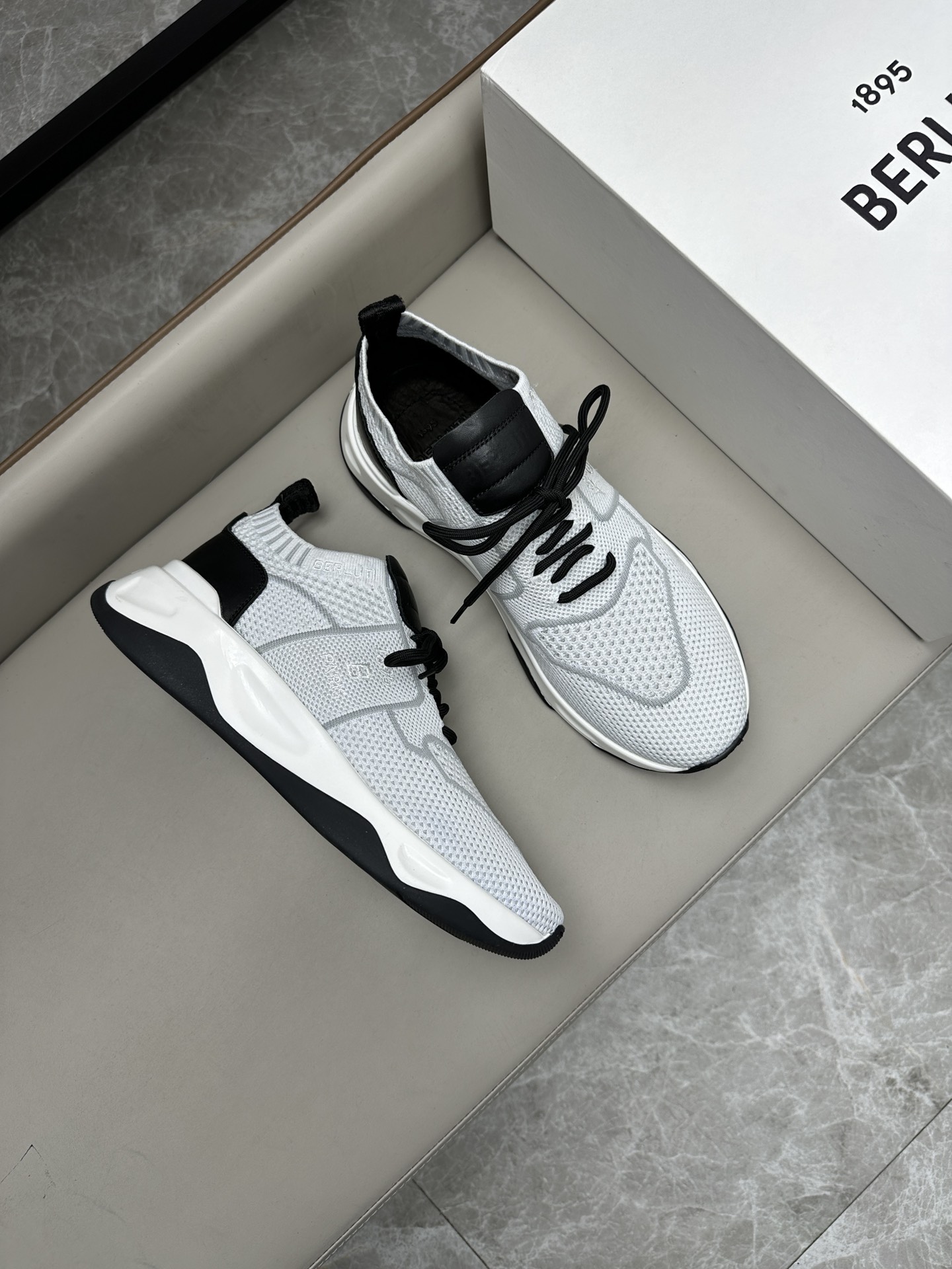 벨루티 Berluti 스니커즈