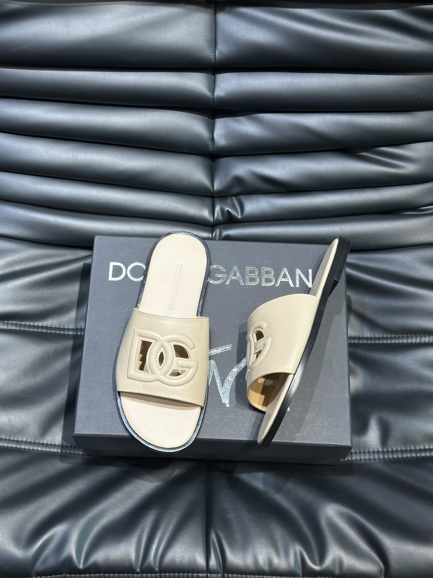 돌체앤가바나 Dolce&Gabbana 슬리퍼