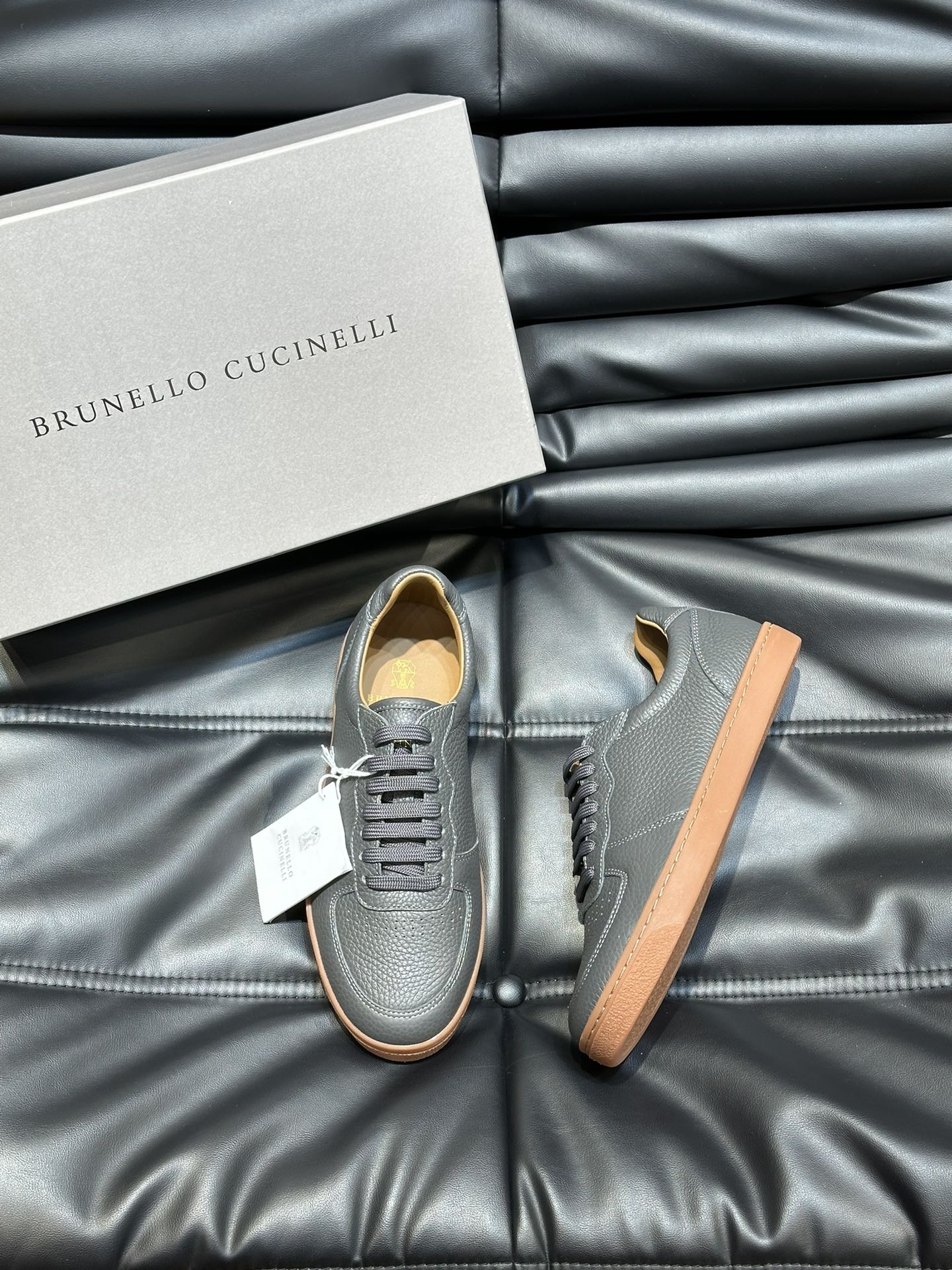 Brunello Cucinelli 스니커즈