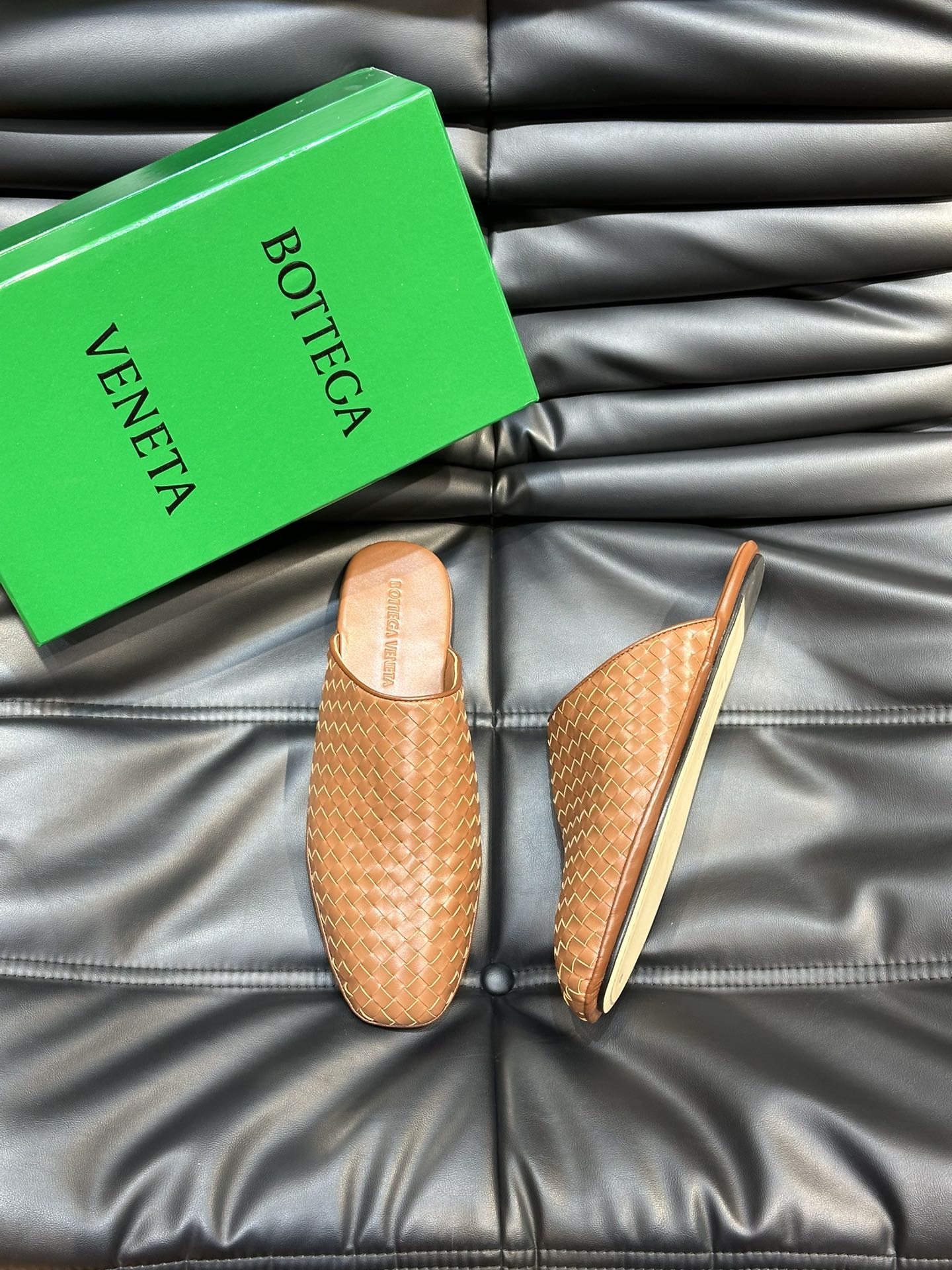 보테가 베네타 Bottega Veneta 슬리퍼