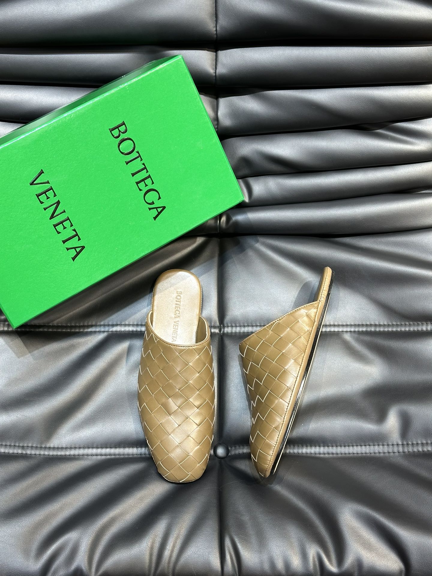 보테가 베네타 Bottega Veneta 슬리퍼