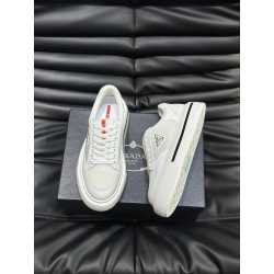 프라다 Prada 스니커즈