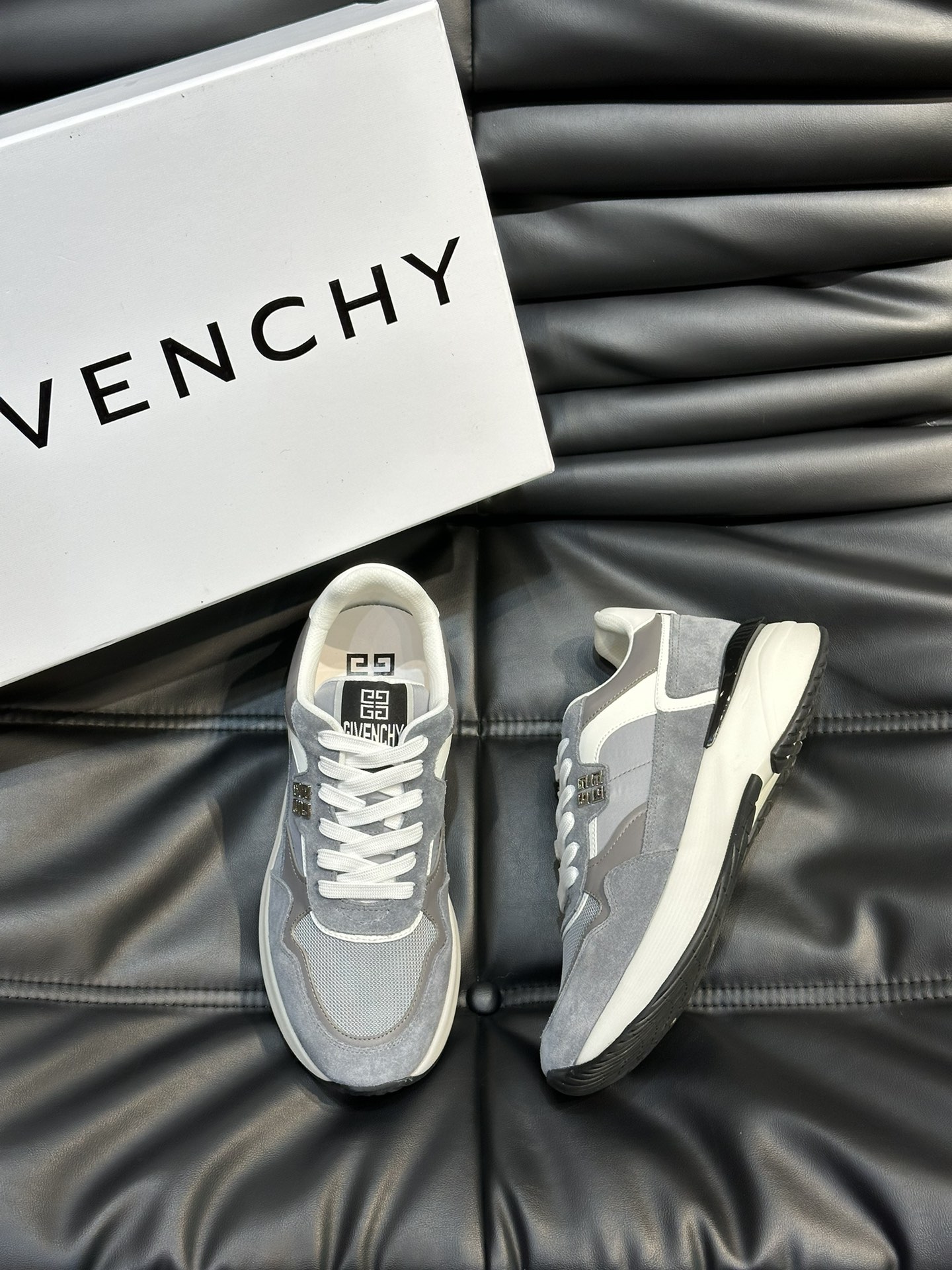 지방시 Givenchy 스니커즈