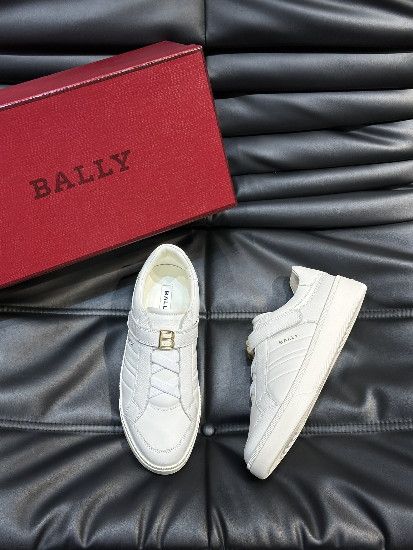 발리 BALLY 스니커즈