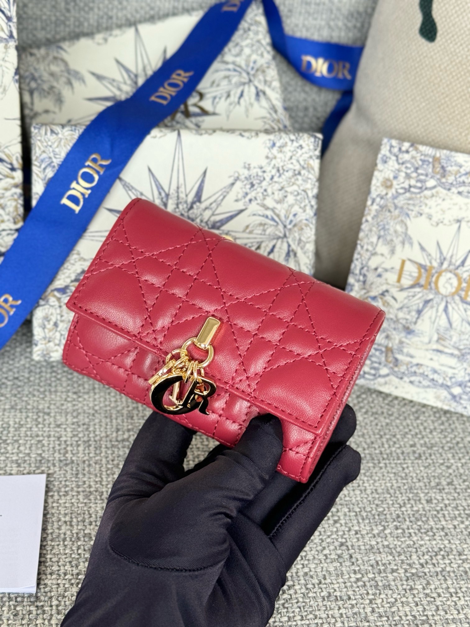 디올 Dior Glycine S0966ONMJ-M413 지갑 11CM