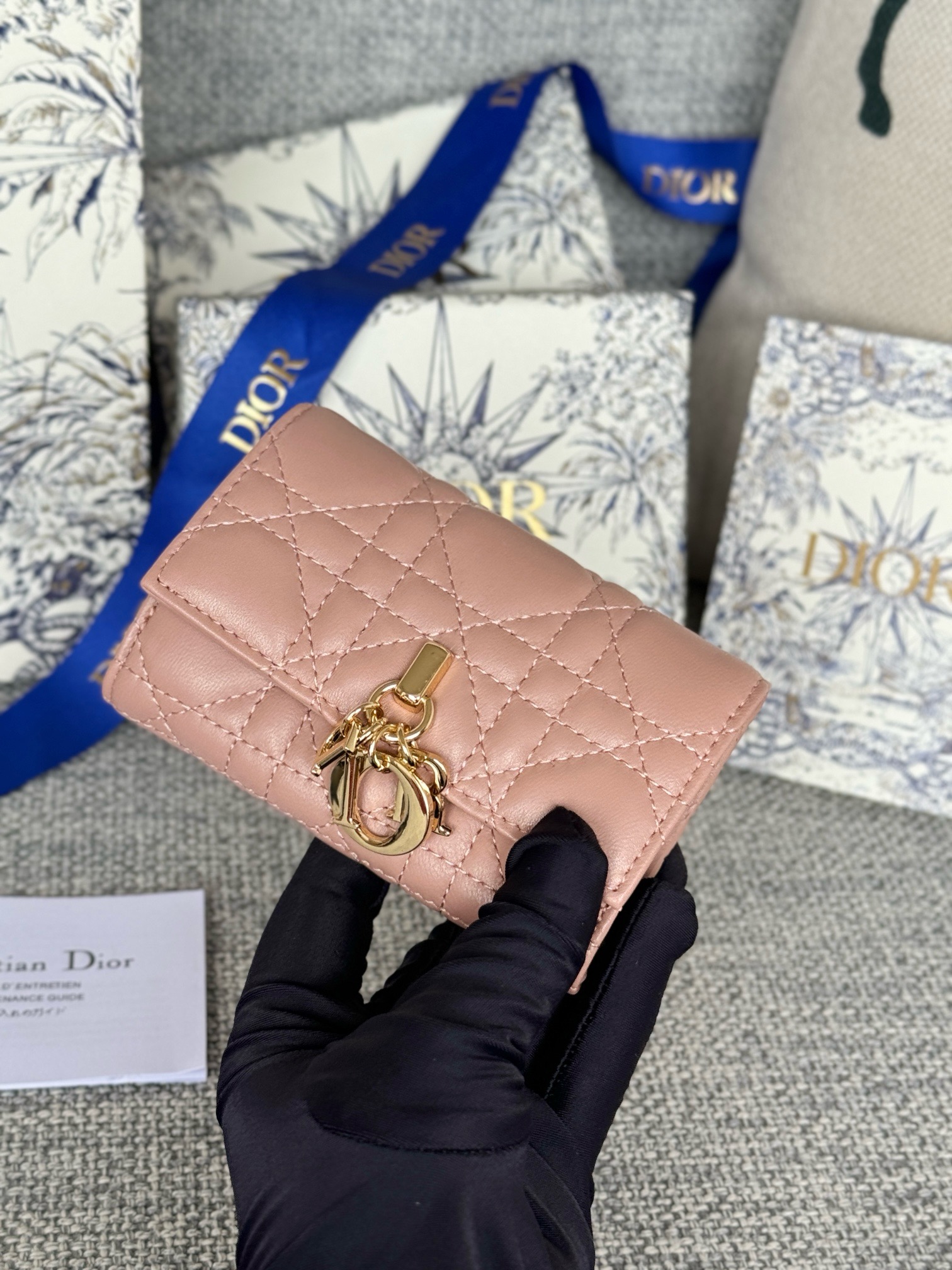 디올 Dior Glycine S0966ONMJ-M413 지갑 11CM