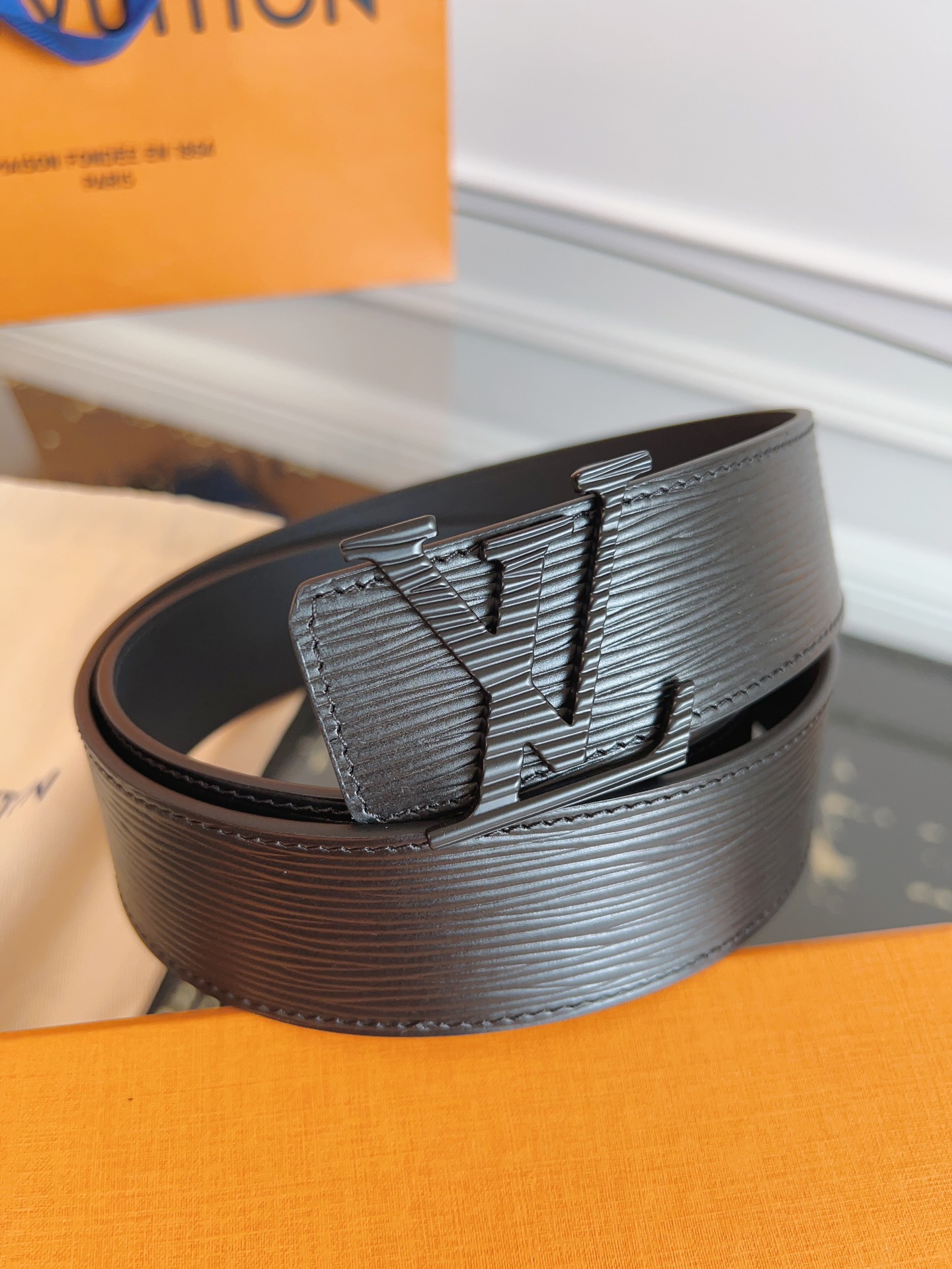 루이비통 Louis Vuitton 벨트 40mm