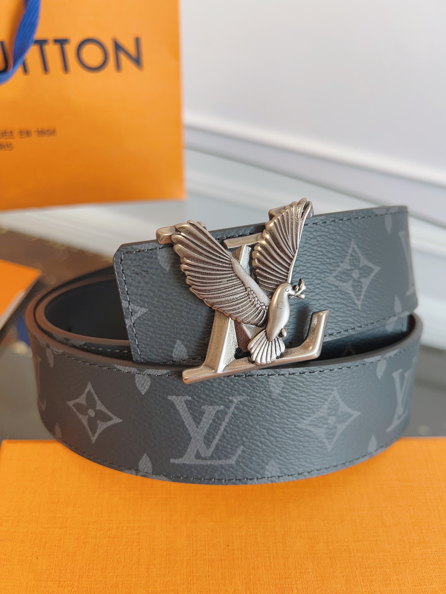 루이비통 Louis Vuitton 벨트 40mm