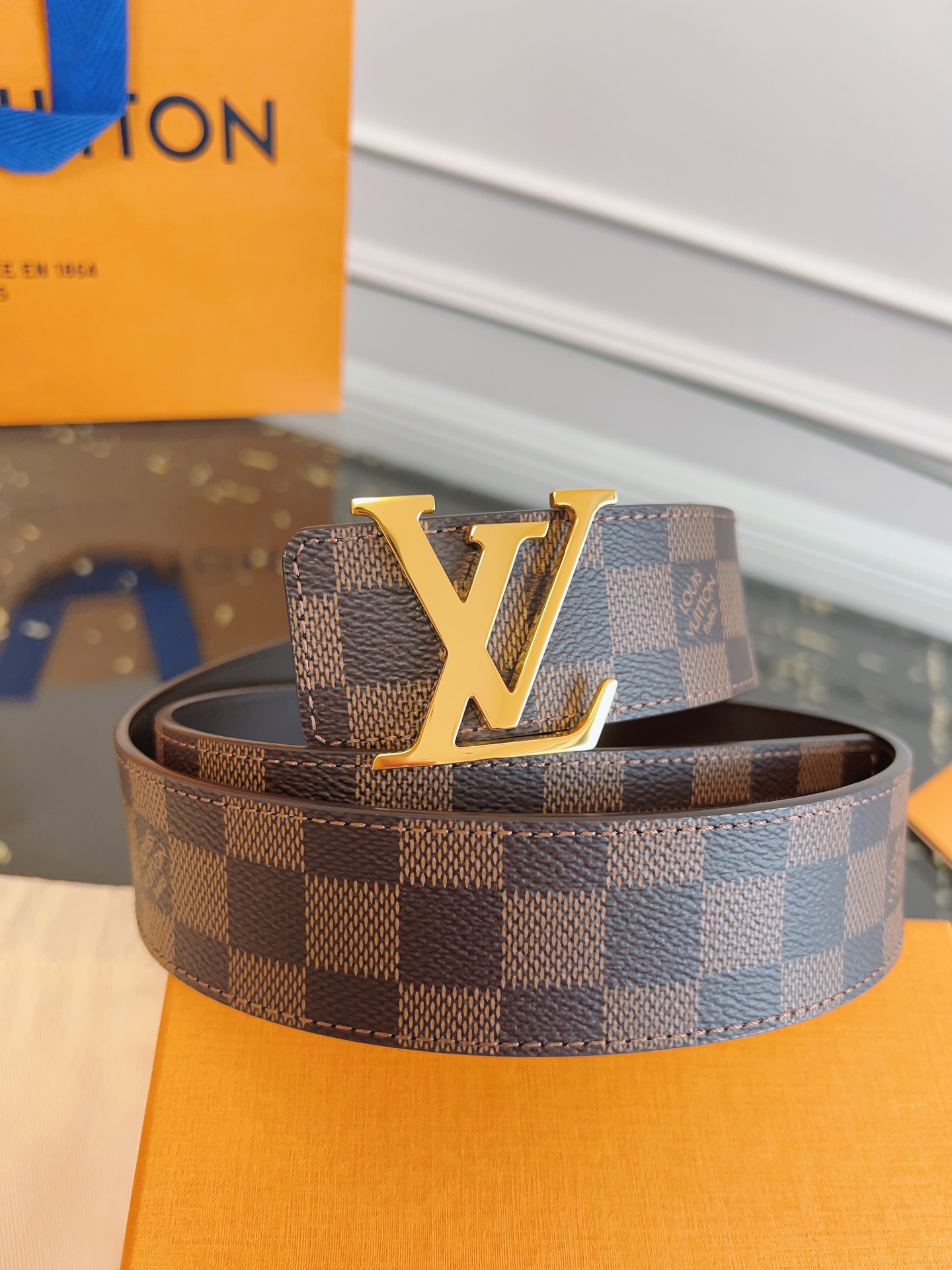 루이비통 Louis Vuitton 벨트 40mm