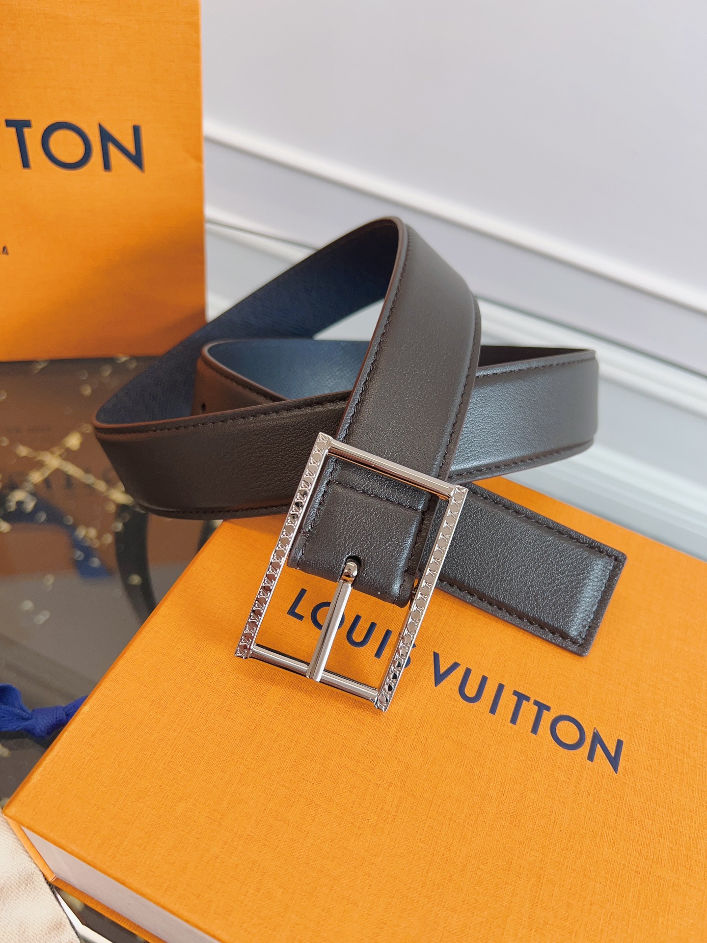 루이비통 Louis Vuitton 벨트 35mm