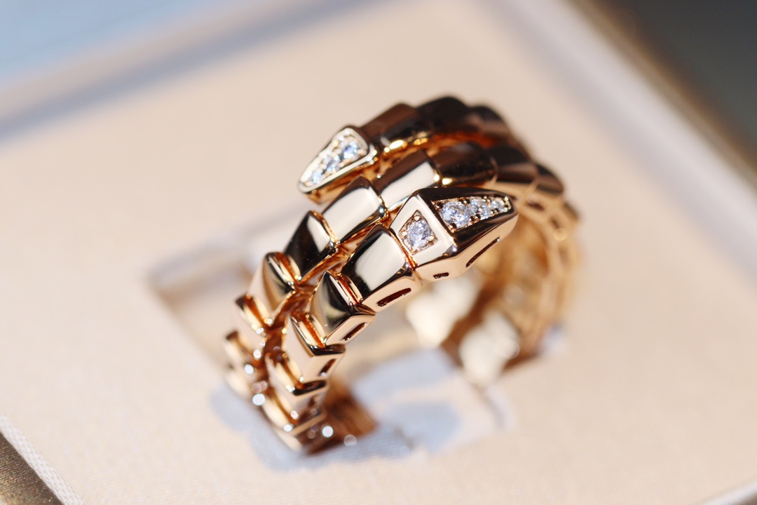 불가리 Bvlgari  세르펜티 바이퍼 SERPENTI VIPER 반지