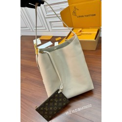 루이비통 Louis Vuitton M25022 버킷 백 31CM