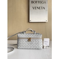 보테가베네타 Bottega Veneta 파우치