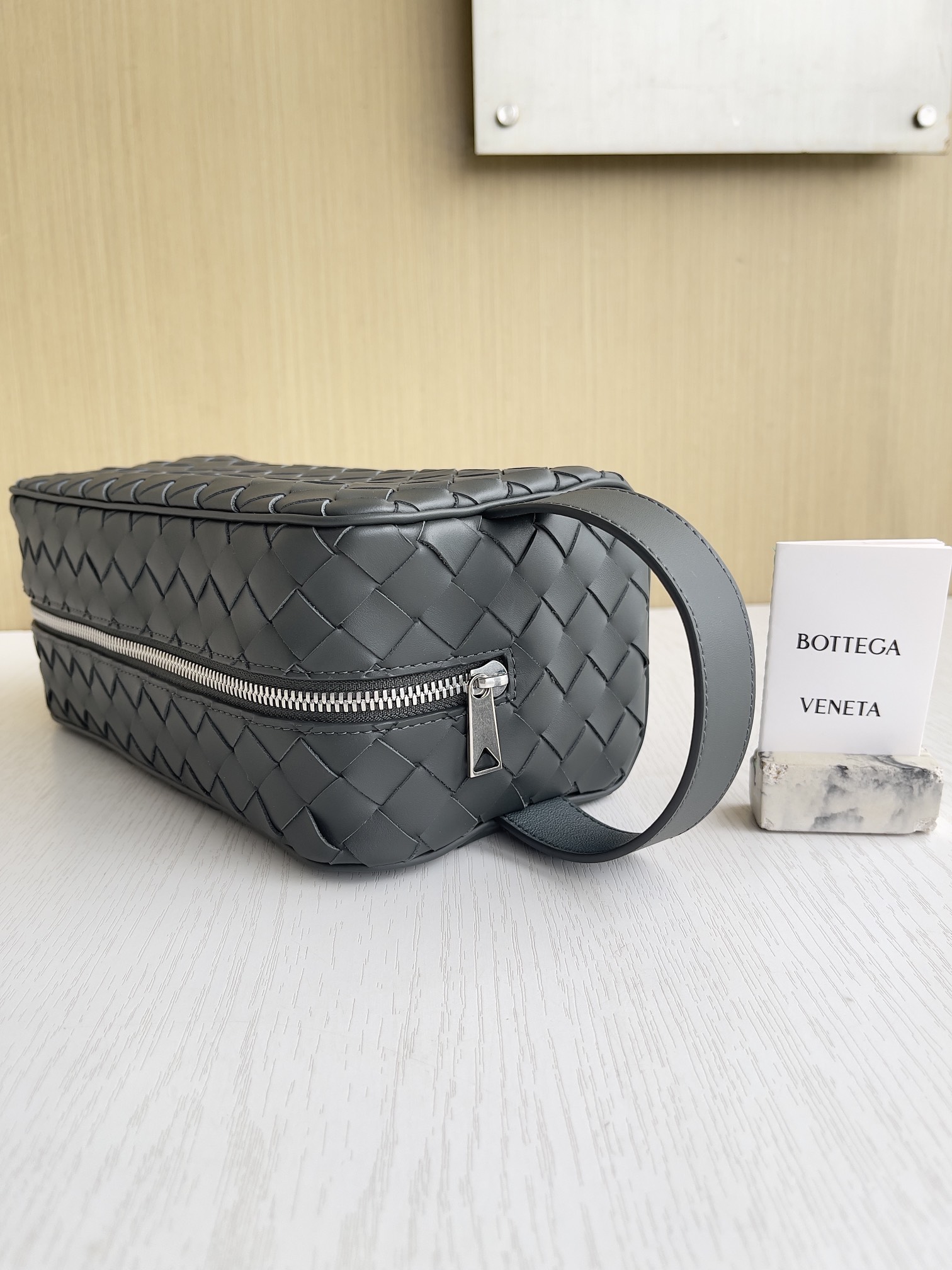 보테가베네타 Bottega Veneta 파우치