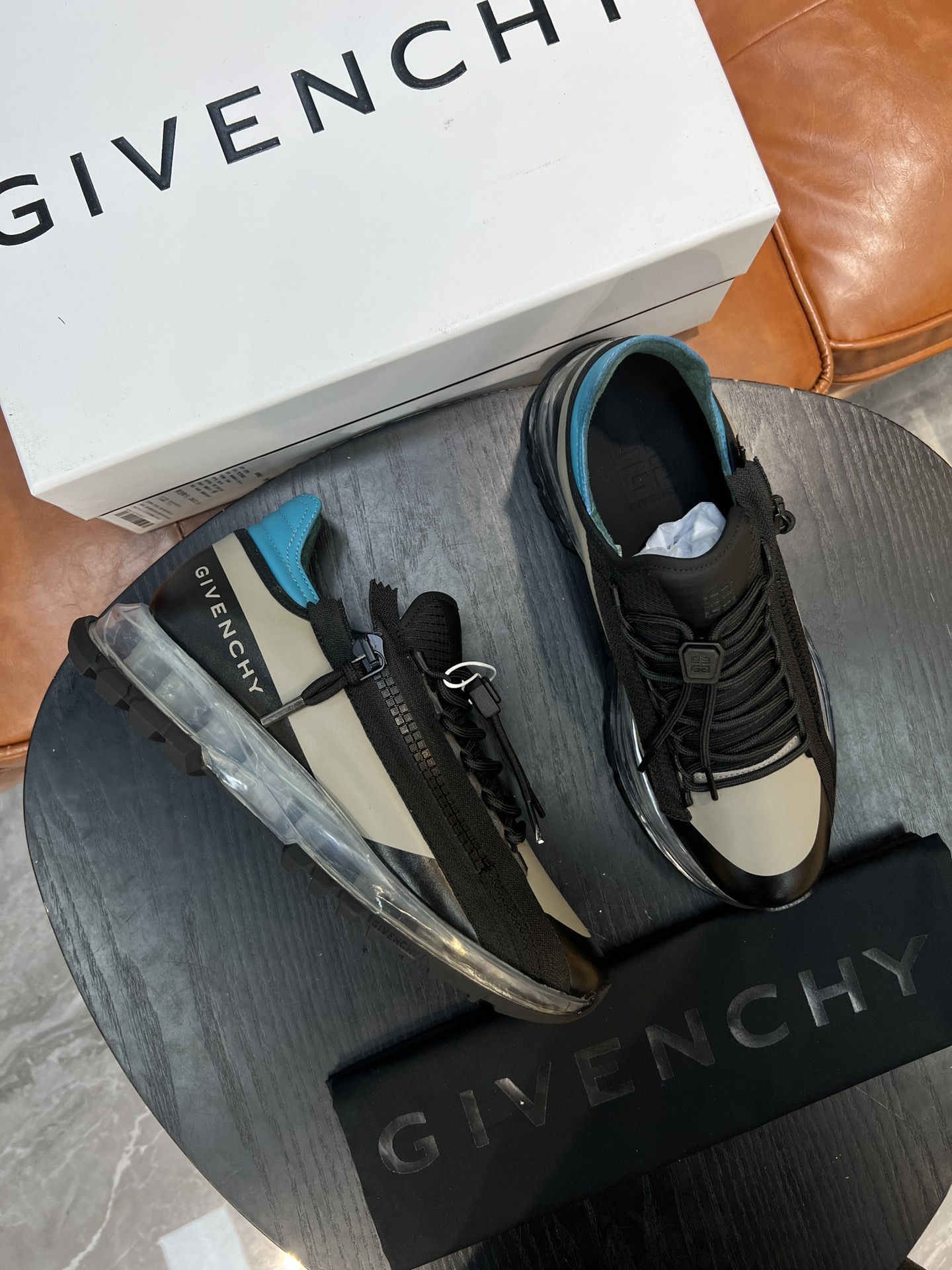 지방시 Givenchy 스니커즈