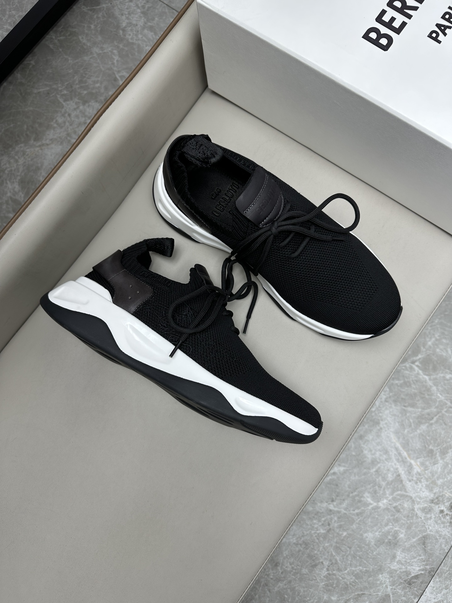 벨루티 Berluti 스니커즈