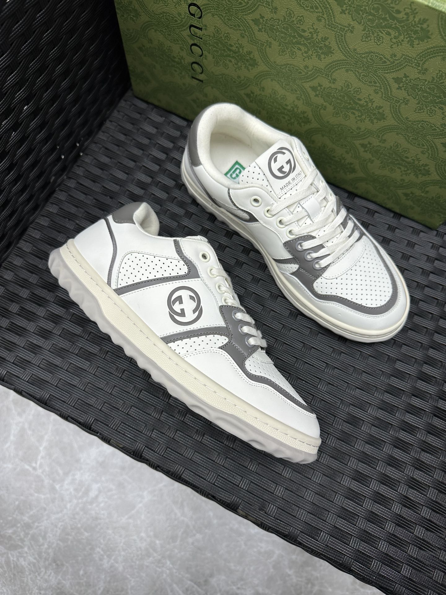 구찌 Gucci 스니커즈