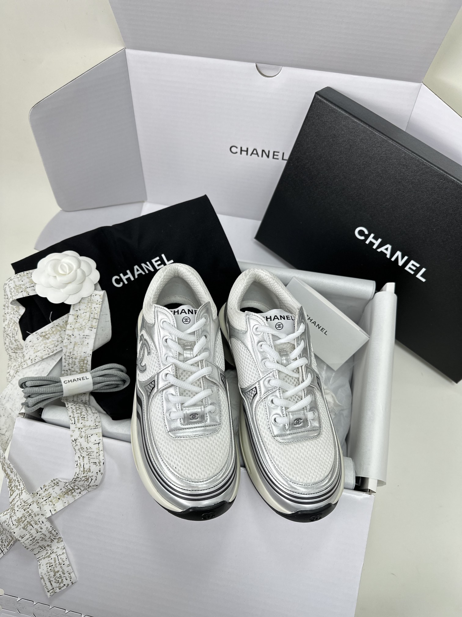 샤넬 CHANEL 스니커즈