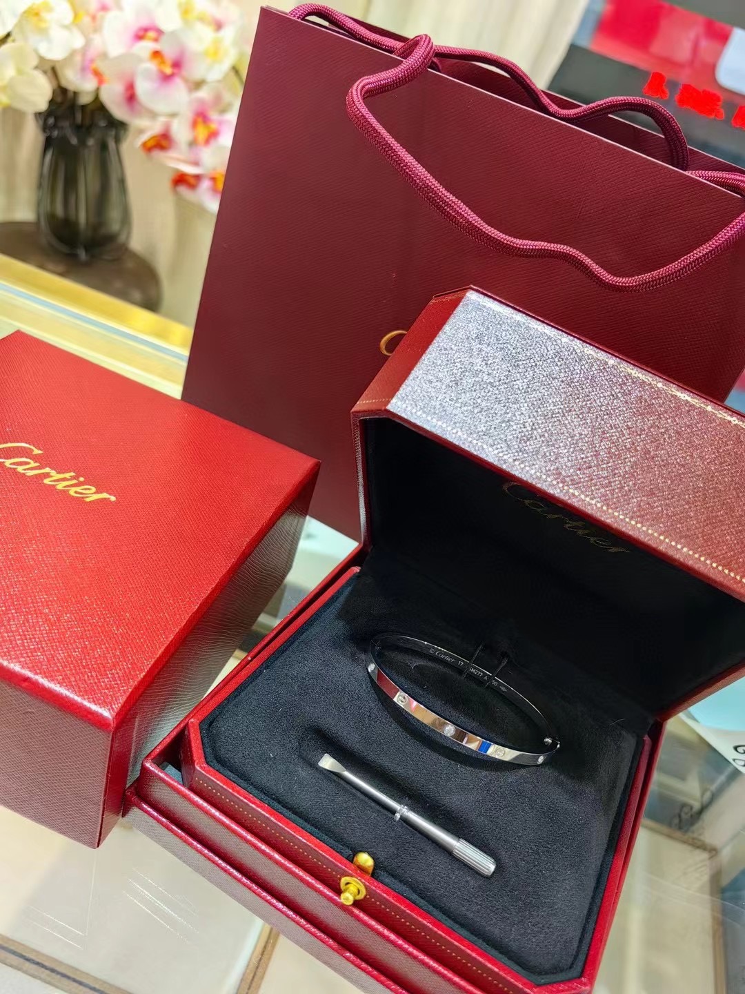 까르띠에 Cartier LOVE 러브 팔찌
