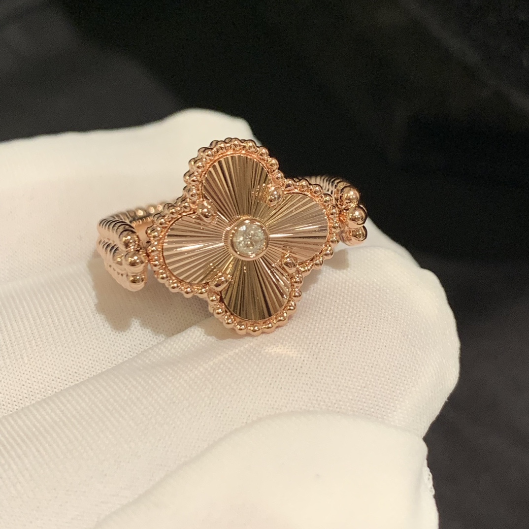반클리프 Van Cleef & Arpels 빈티지 알함브라 Vintage Alhambra 반지