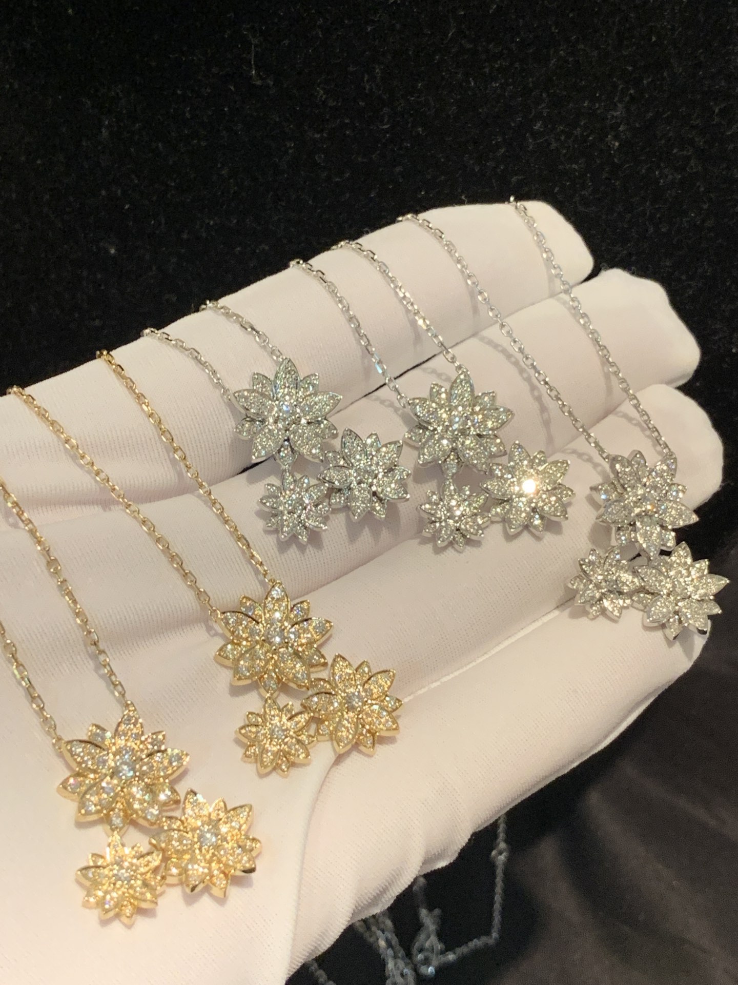 반클리프 Van Cleef & Arpels  목걸이