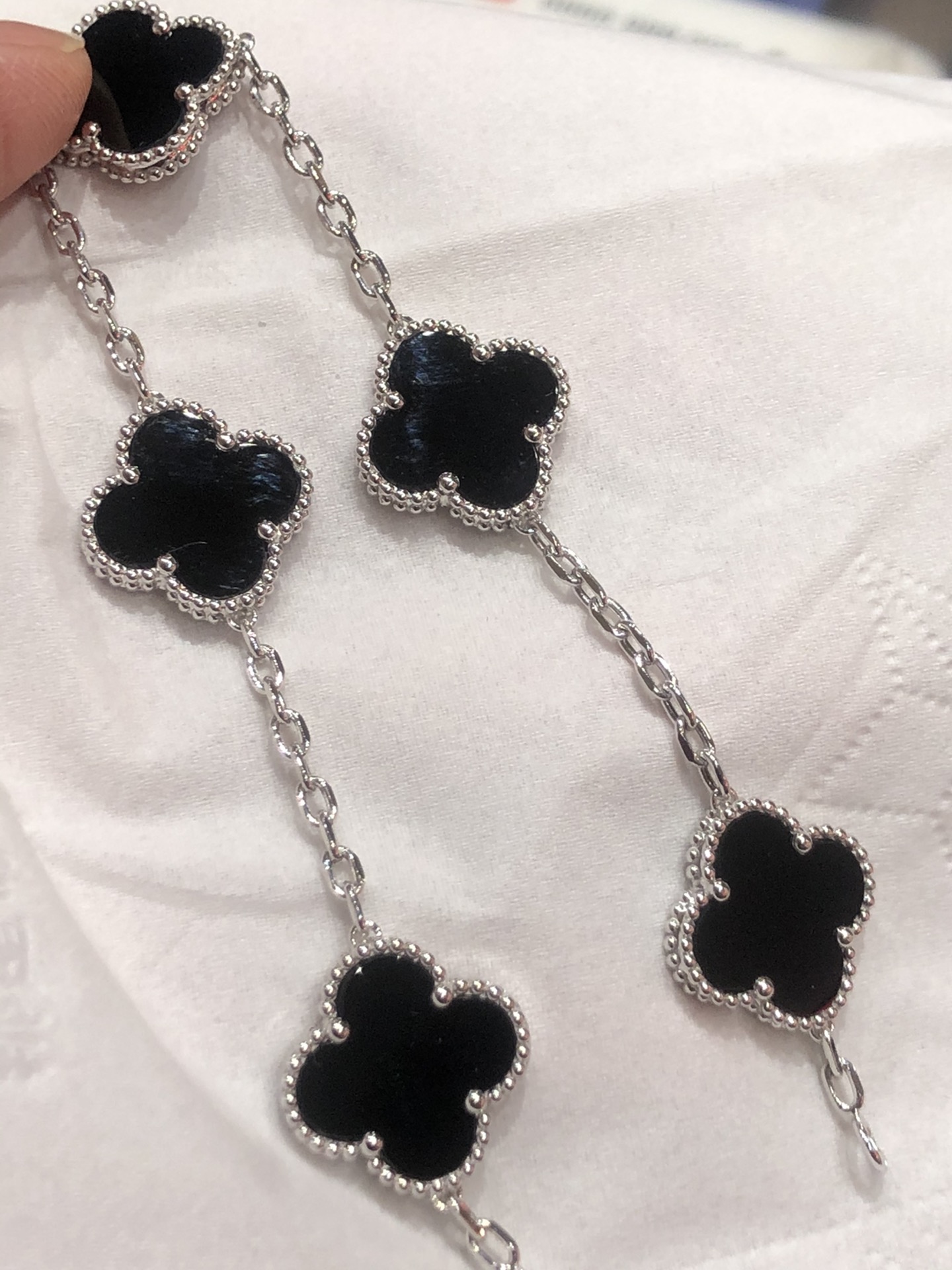 반클리프 Van Cleef & Arpels 팔찌
