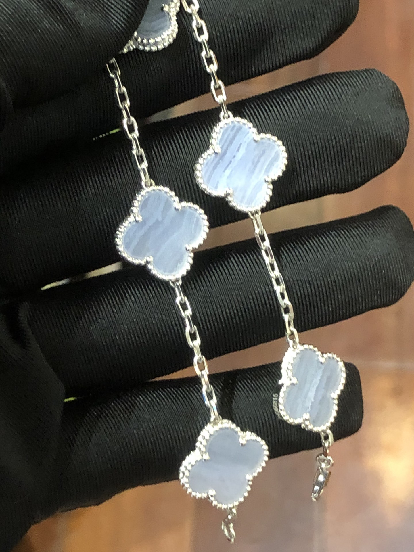 반클리프 Van Cleef & Arpels 팔찌