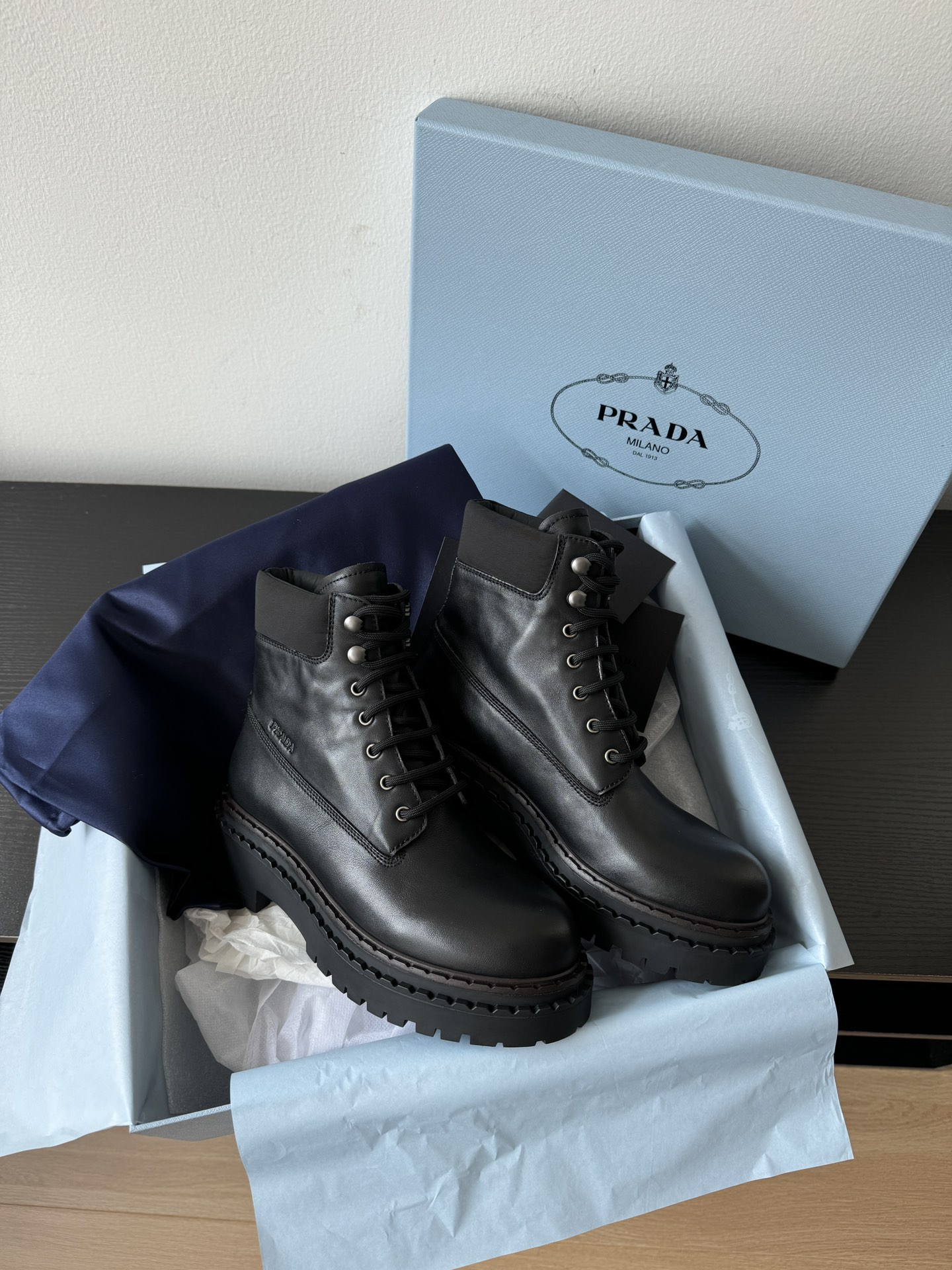 프라다 Prada 부츠