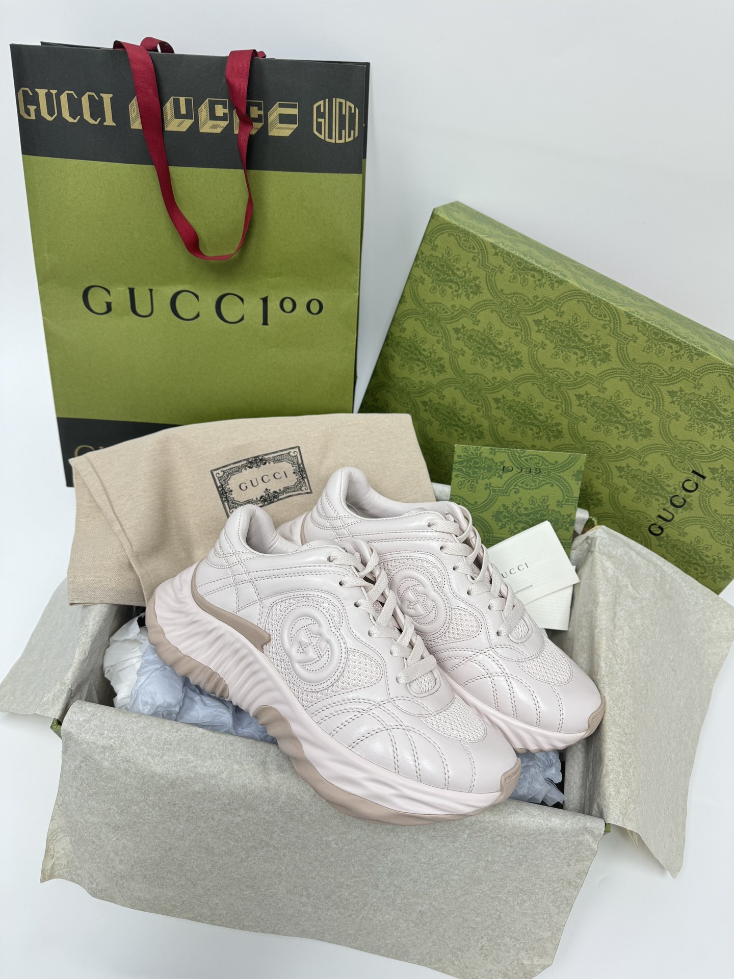 구찌 Gucci 스니커즈
