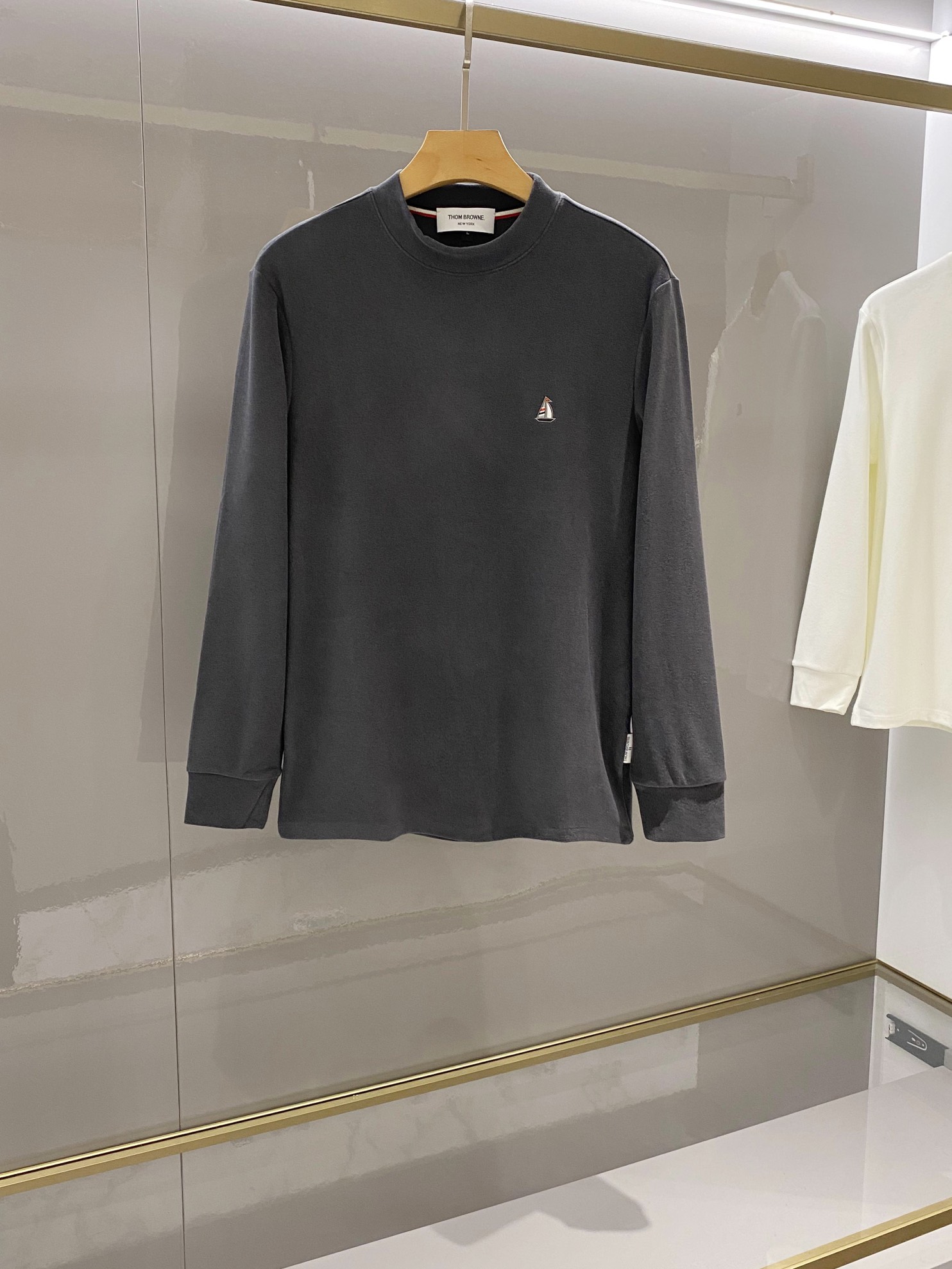 톰브라운 Thom Browne 긴팔 티셔츠