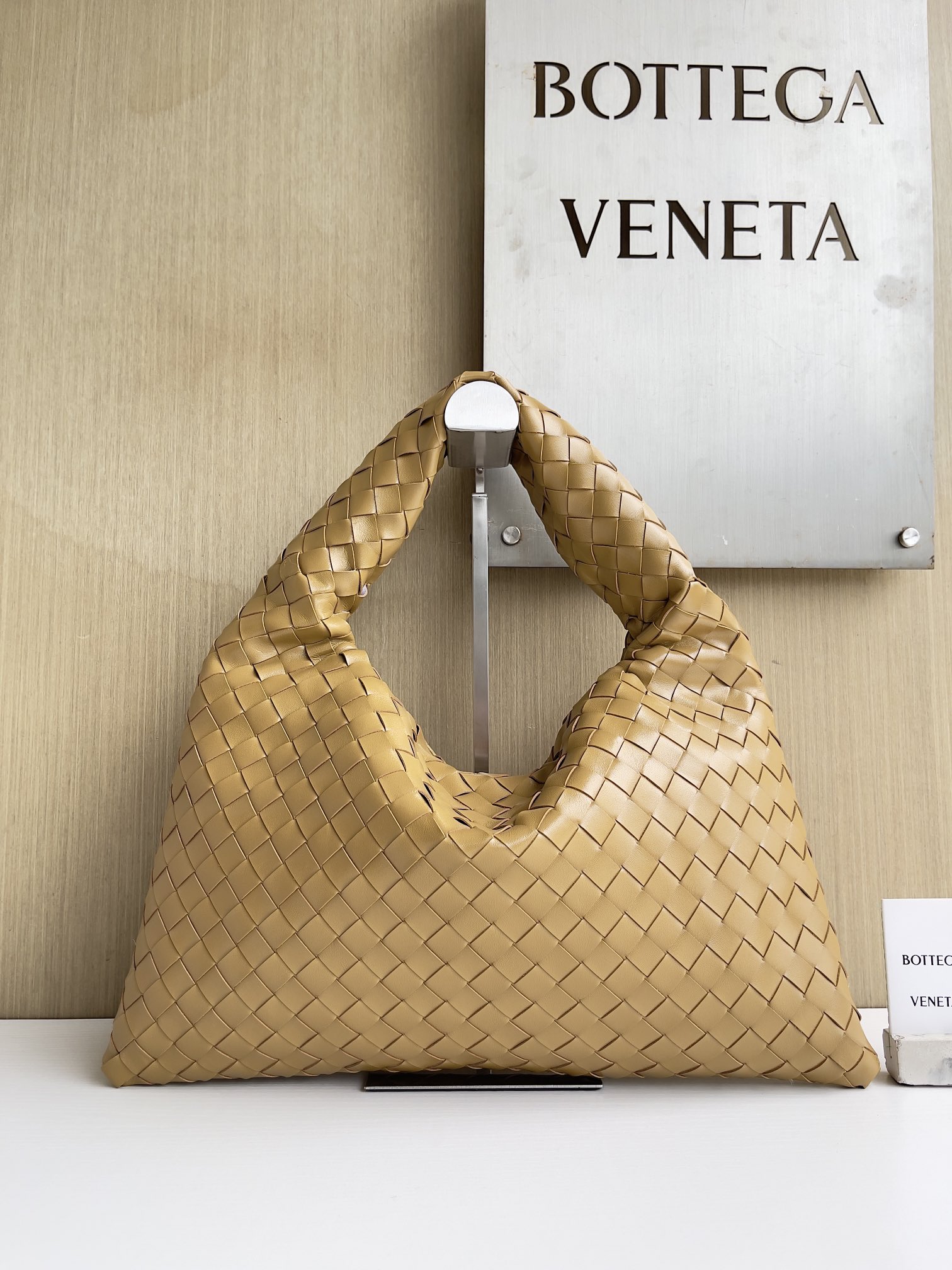 보테가베네타 Bottega Veneta Hop 763966