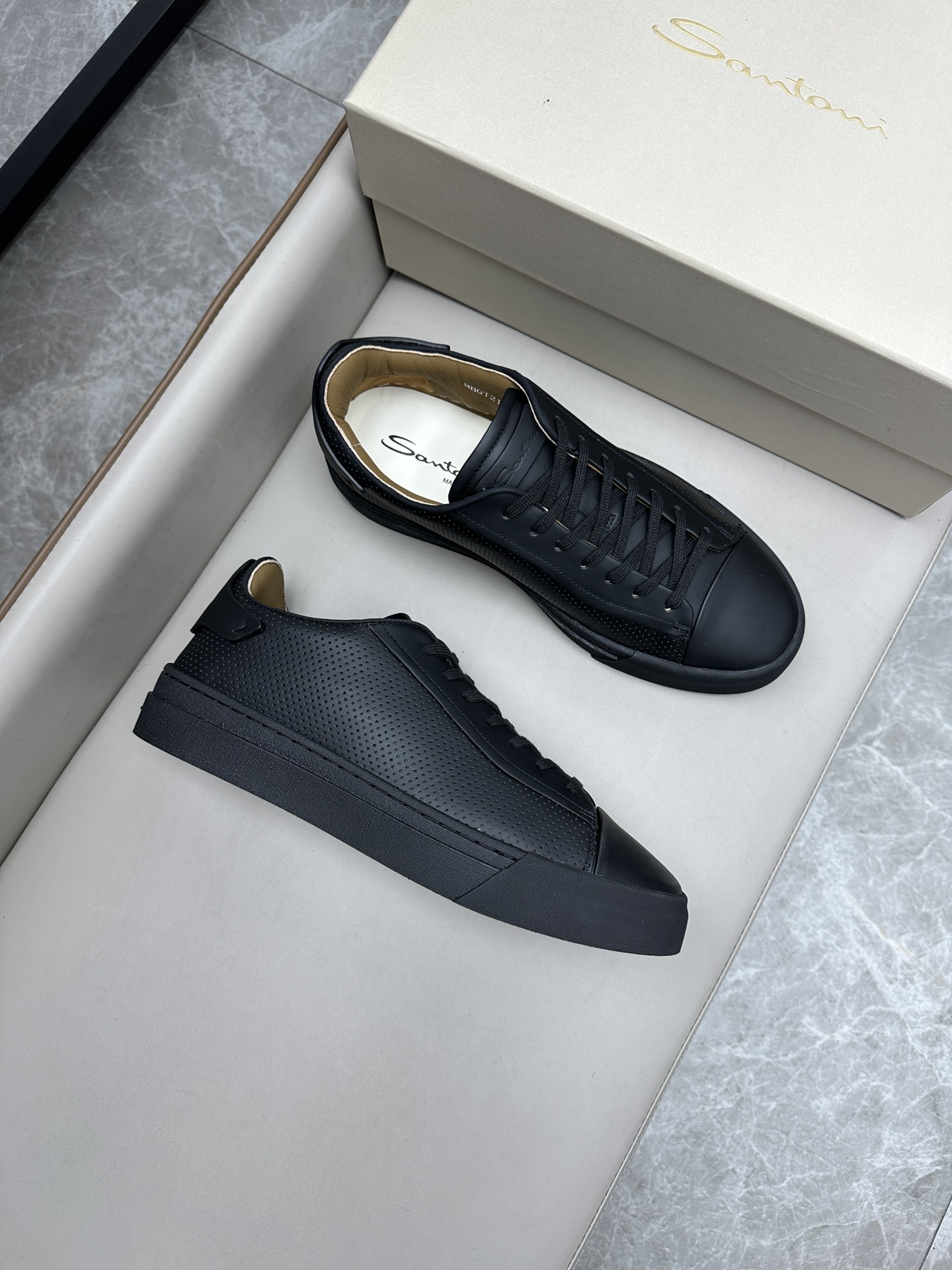 santoni 스니커즈