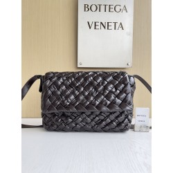 보테가 베네타 Bottega Veneta 크로스 백 776519
