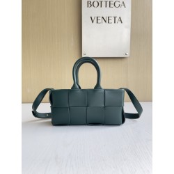 보테가베네타 Bottega Veneta MINI East-West Arco Tote 토트 백 776778