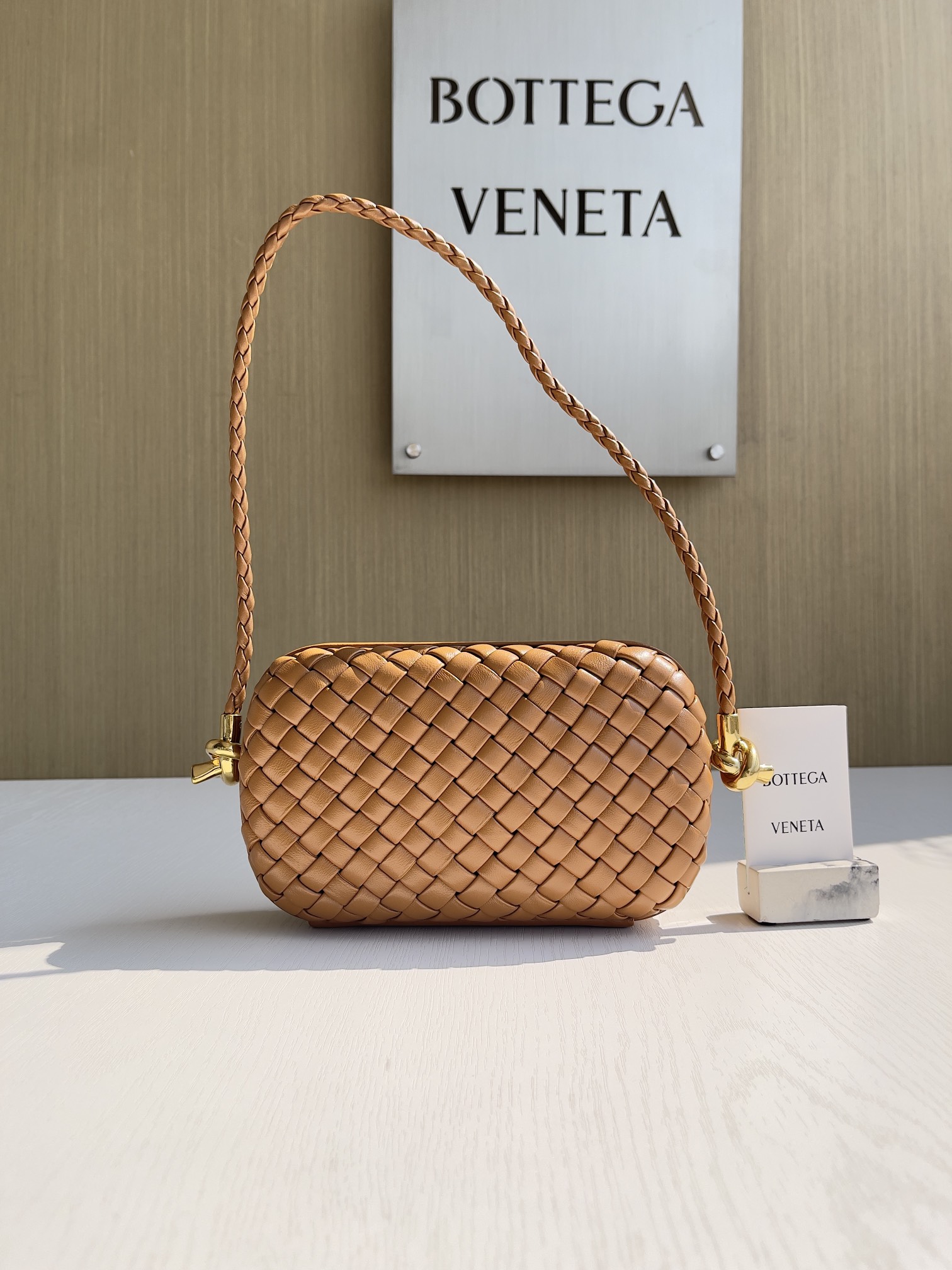 보테가베네타 Bottega Veneta Knot 717623