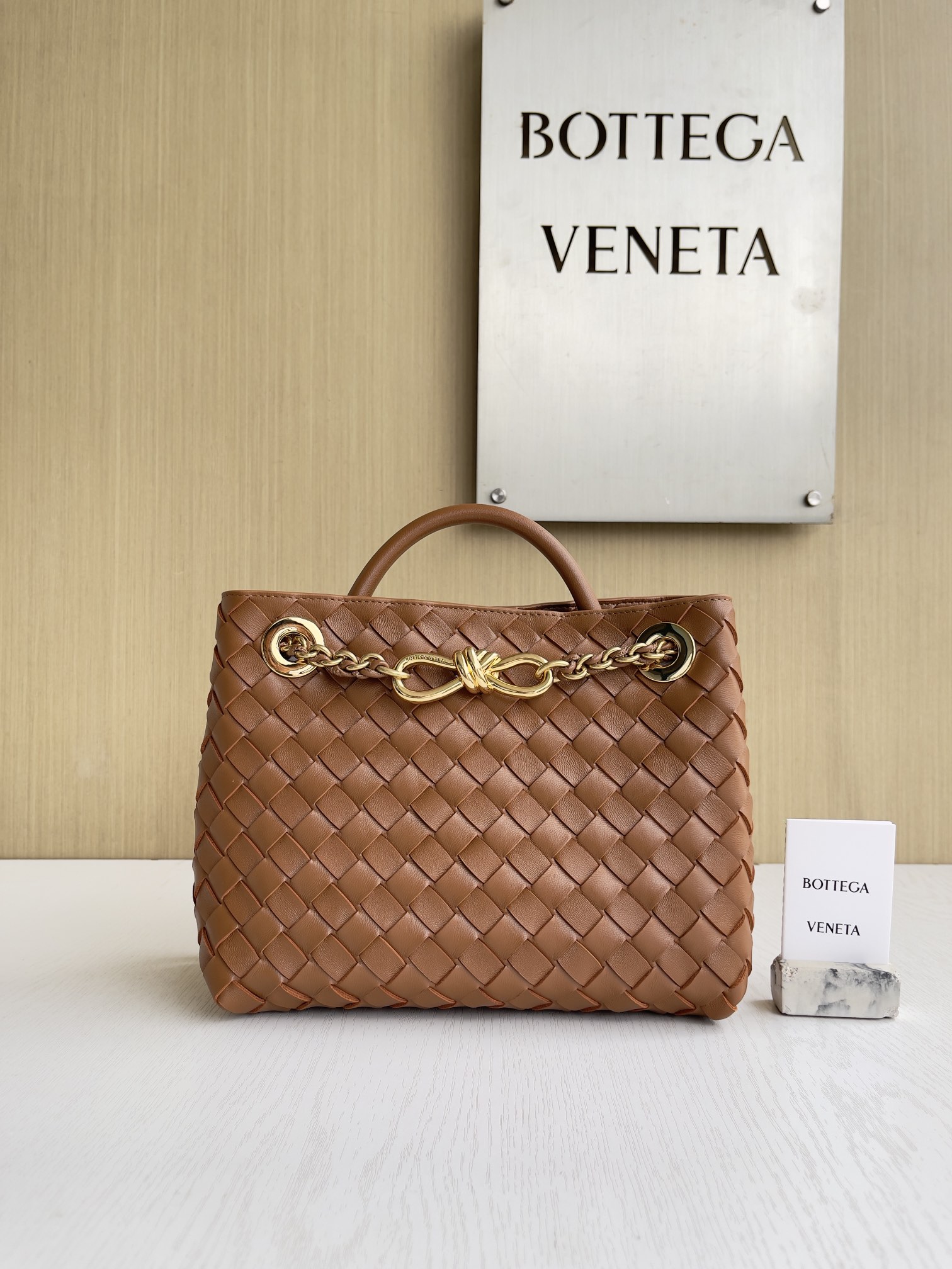 보테가베네타 Bottega Veneta Andiamo 토트 백 786008