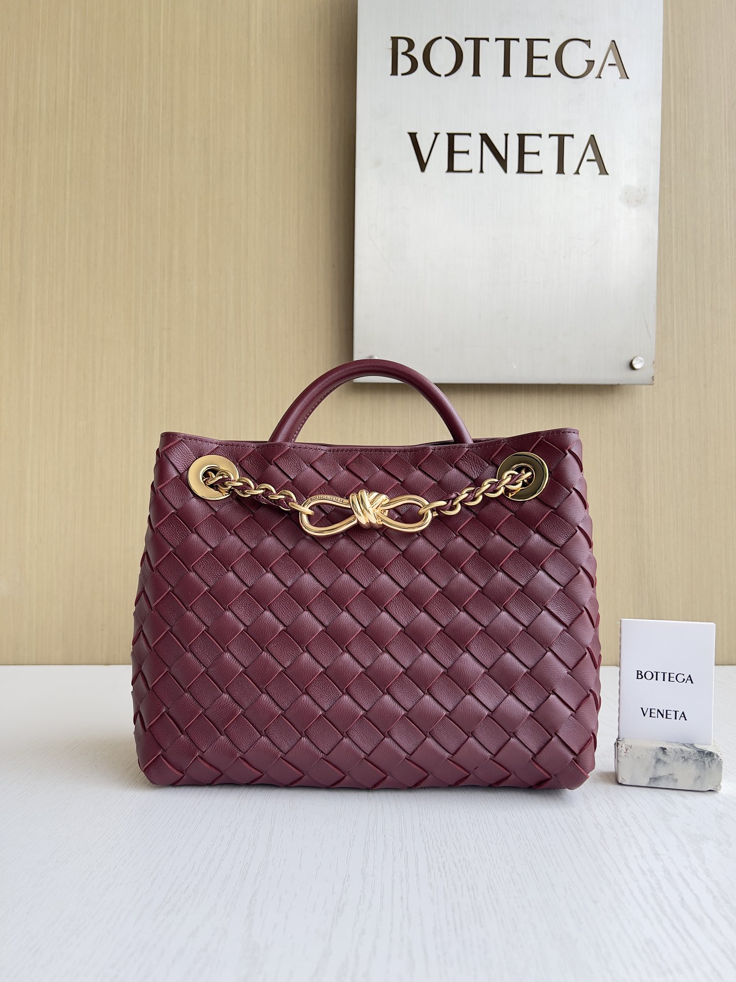 보테가베네타 Bottega Veneta Andiamo 토트 백 786008