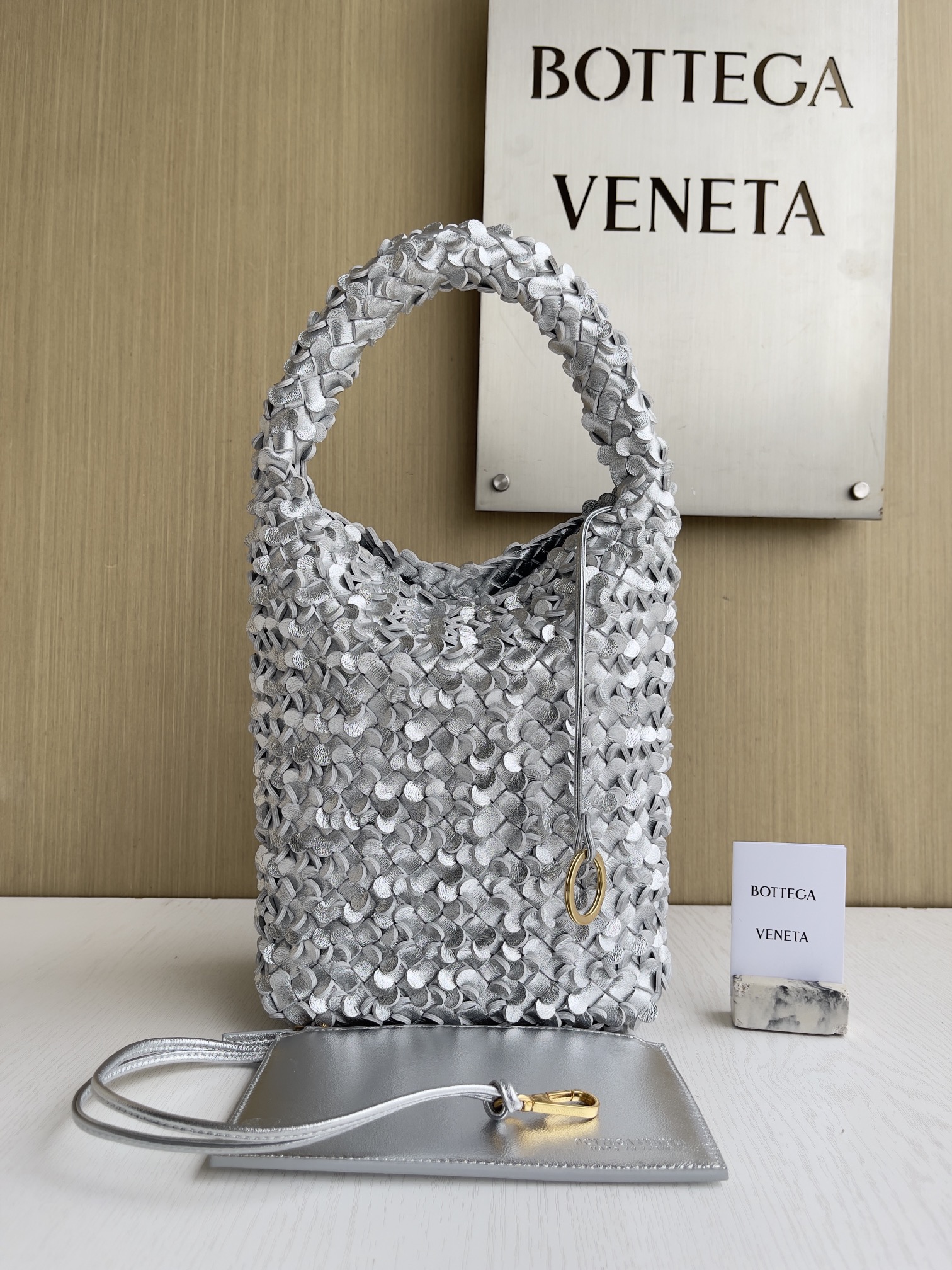 보테가베네타 Bottega Veneta 버킷 백 762687