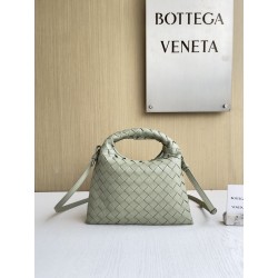 보테가 베네타 Bottega Veneta MINI Hop 크로스 백 777586
