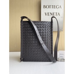 보테가 베네타 Bottega Veneta Flat Loop 크로스 백 777586