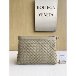 보테가베네타 Bottega Veneta Intrecciato 클러치 651852