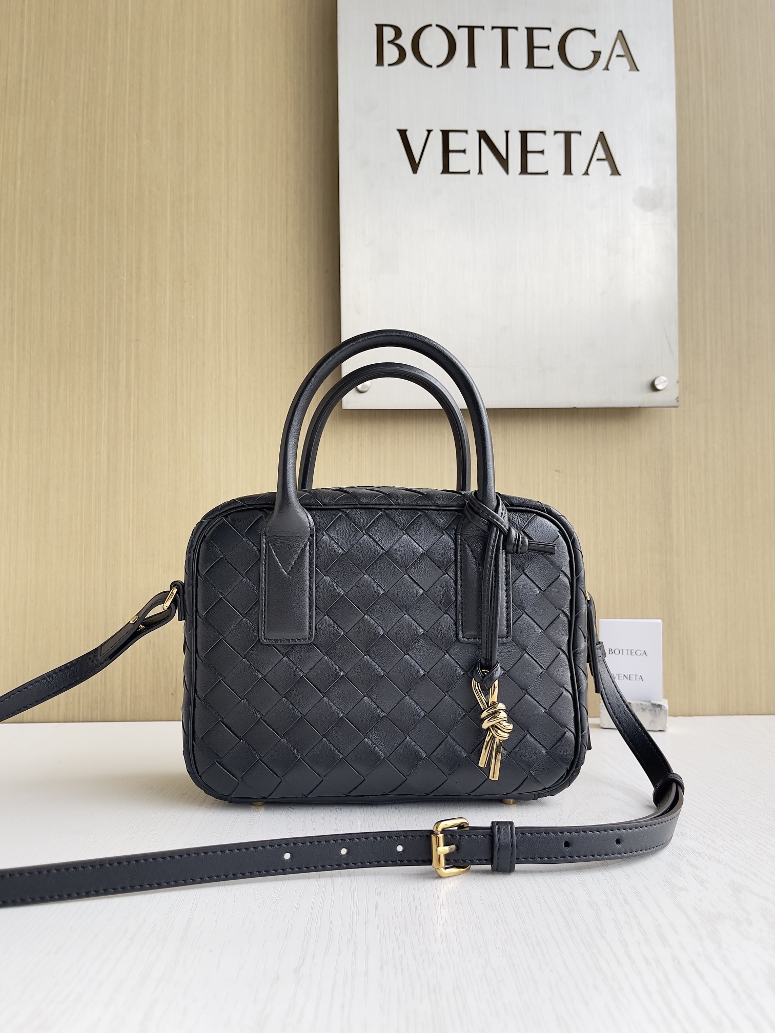 보테가베네타 Bottega Veneta Getaway 776736 23.5cm