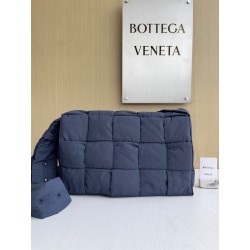 보테가 베네타 Bottega Veneta Cassette 크로스 백 70529