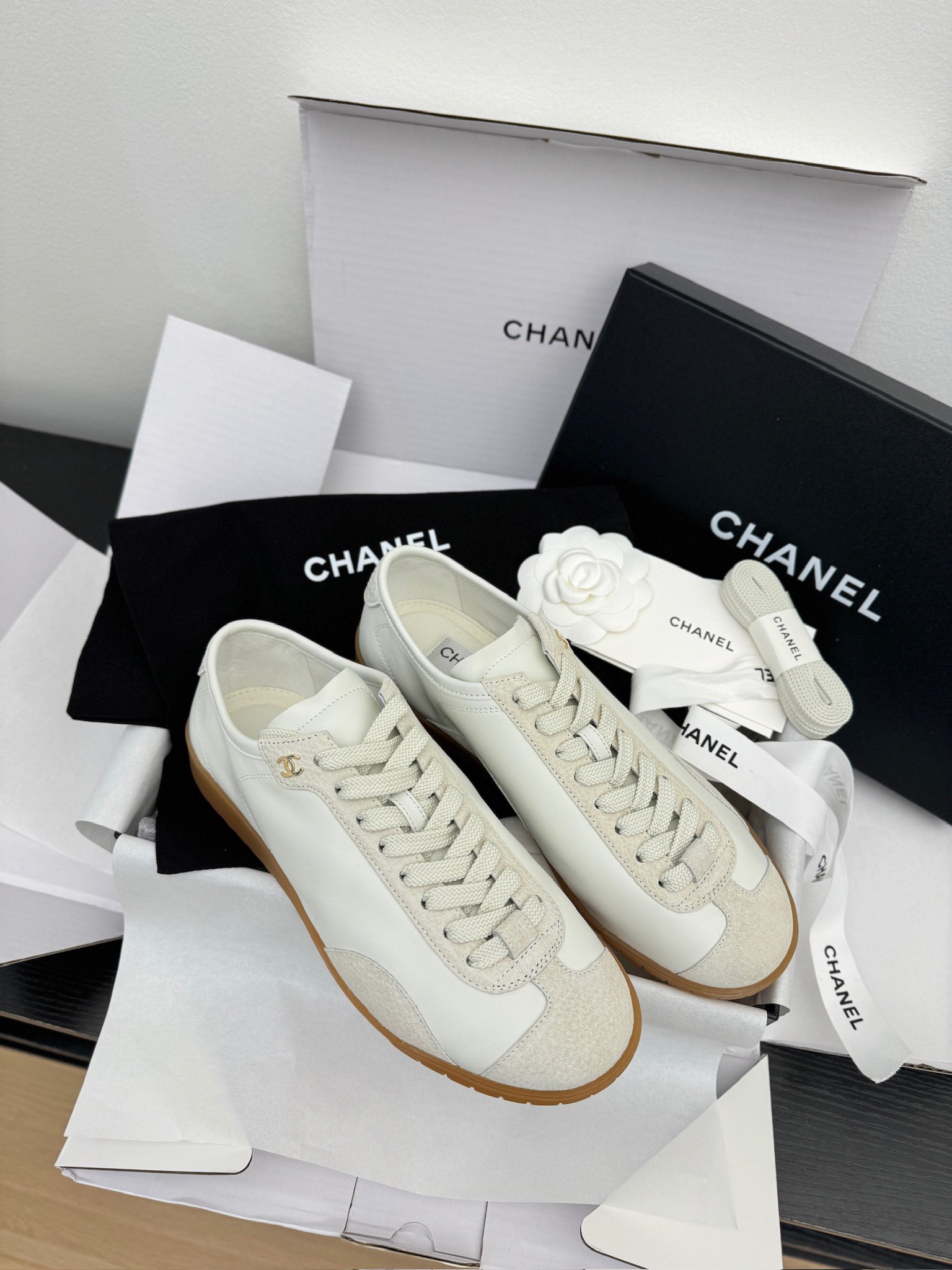 샤넬 CHANEL 스니커즈