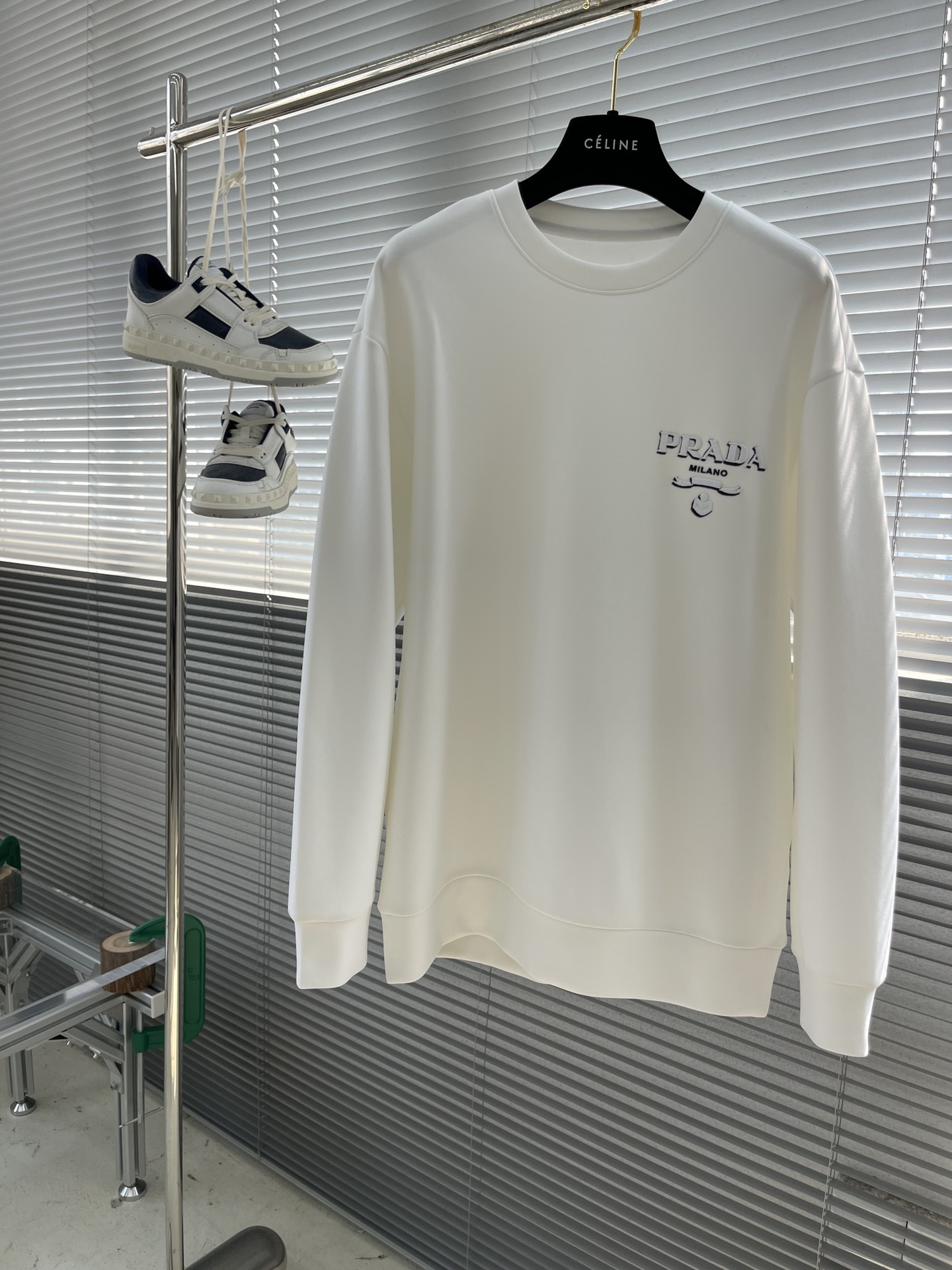 프라다 Prada 라운드 맨투맨